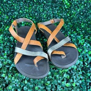 OLUKAI UPENA Leather Strappy Sandals in Brown and Gray Size 8 Woman